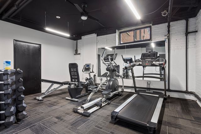 7425 N Clark Street 3, Chicago, IL 60626