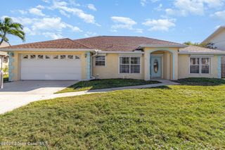 255 Corona Avenue, Cocoa Beach, FL 32931