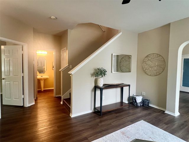 144 Sampson, Kyle, TX 78640