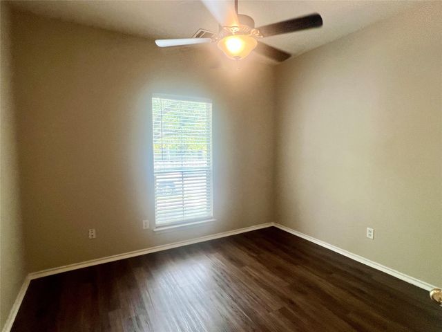 144 Sampson, Kyle, TX 78640