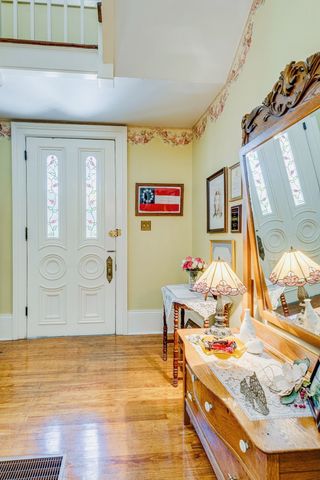 607 N 2nd St, N, Clarksville, TN 37040