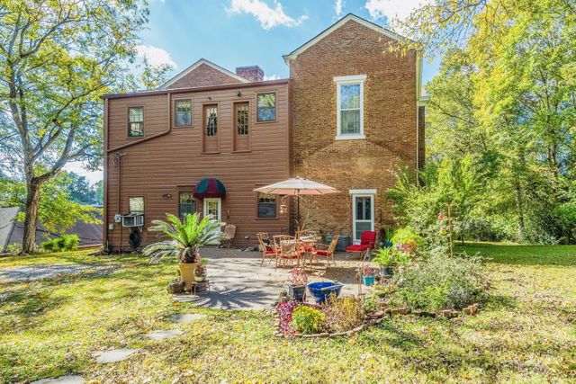 607 N 2nd St, N, Clarksville, TN 37040