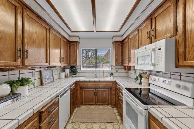 112 Nissen Road 4, Salinas, CA 93901