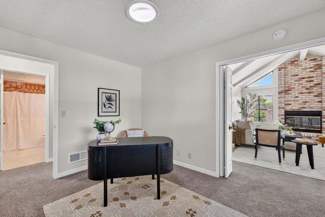 112 Nissen Road 4, Salinas, CA 93901