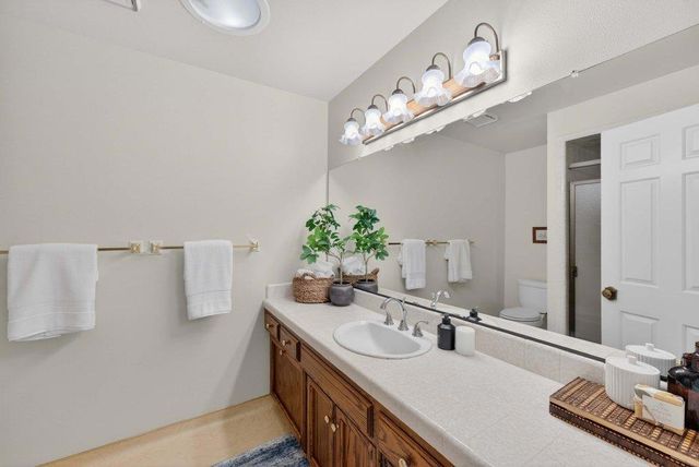 112 Nissen Road 4, Salinas, CA 93901