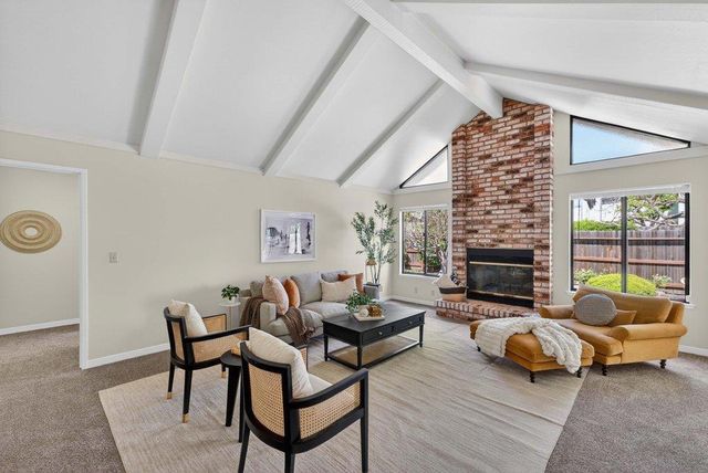 112 Nissen Road 4, Salinas, CA 93901
