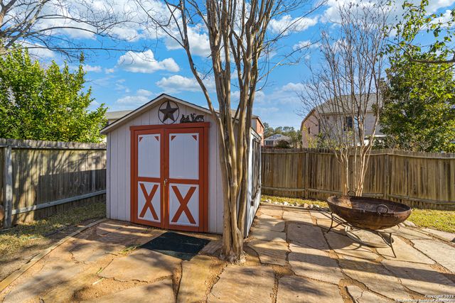 2913 CANDLEBERRY DR, Schertz, TX 78154