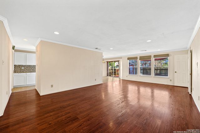 2913 CANDLEBERRY DR, Schertz, TX 78154