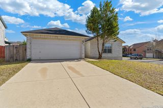 2913 CANDLEBERRY DR, Schertz, TX 78154