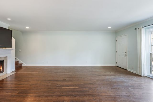 112 Saint Charles Pl, Nashville, TN 37212