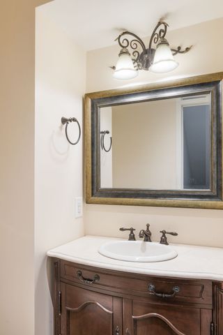 112 Saint Charles Pl, Nashville, TN 37212