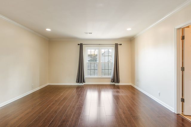 112 Saint Charles Pl, Nashville, TN 37212