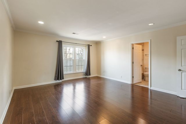 112 Saint Charles Pl, Nashville, TN 37212