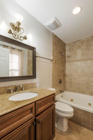 112 Saint Charles Pl, Nashville, TN 37212