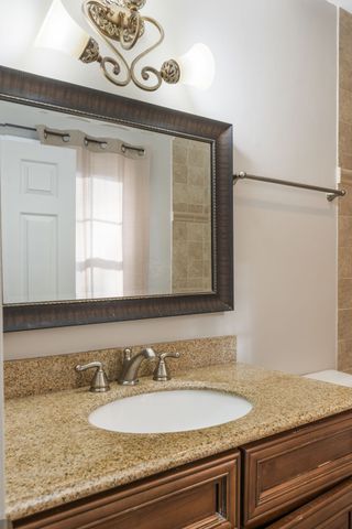 112 Saint Charles Pl, Nashville, TN 37212