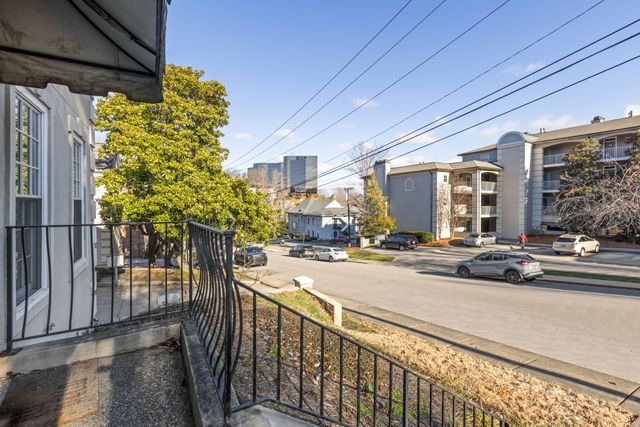 112 Saint Charles Pl, Nashville, TN 37212