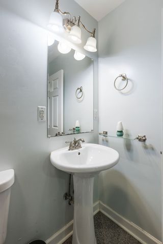 112 Saint Charles Pl, Nashville, TN 37212