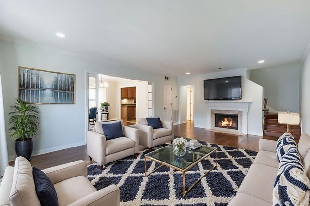 112 Saint Charles Pl, Nashville, TN 37212