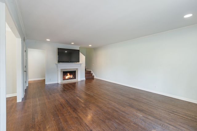 112 Saint Charles Pl, Nashville, TN 37212