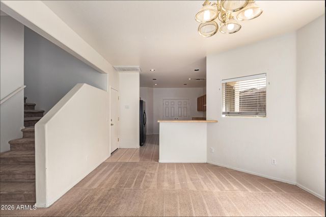 513 W BEAUTIFUL Lane, Phoenix, AZ 85041