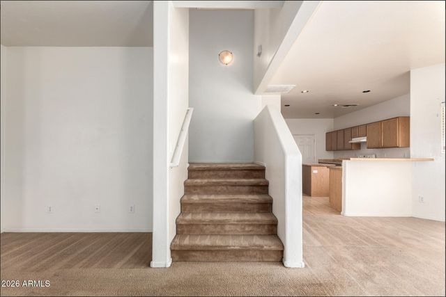 513 W BEAUTIFUL Lane, Phoenix, AZ 85041