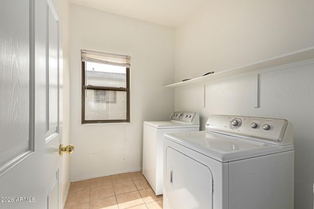 513 W BEAUTIFUL Lane, Phoenix, AZ 85041