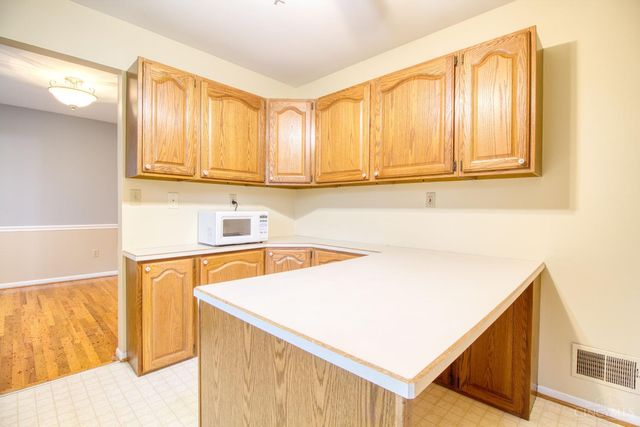 1667 Clemson Circle, Cincinnati, OH 45255