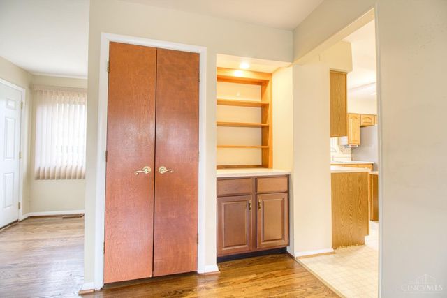 1667 Clemson Circle, Cincinnati, OH 45255