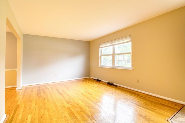 1667 Clemson Circle, Cincinnati, OH 45255