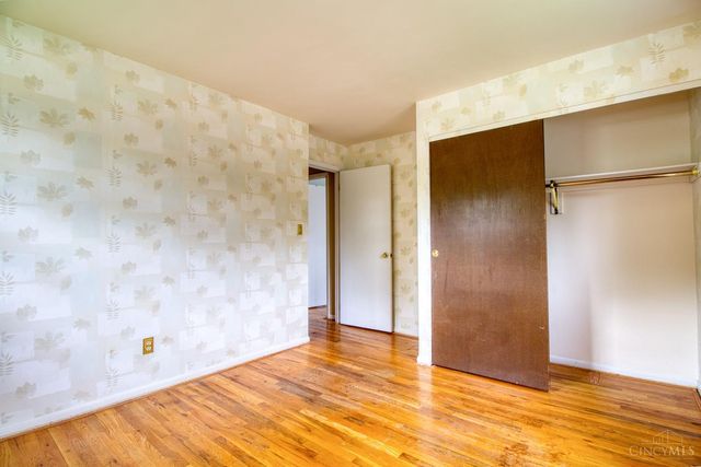 1667 Clemson Circle, Cincinnati, OH 45255