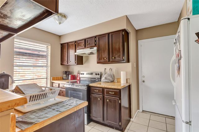 1379 Wrotham Lane, Channelview, TX 77530