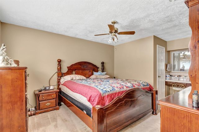 1379 Wrotham Lane, Channelview, TX 77530