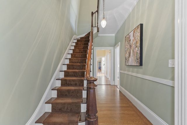 34 Day St, Somerville, MA 02144