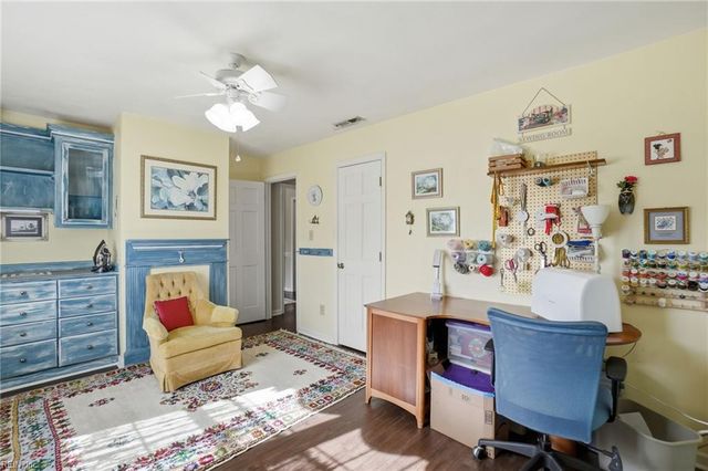 888 Le Cove DR, Virginia Beach, VA 23464