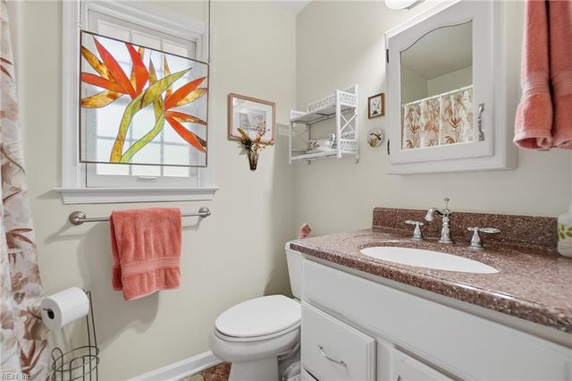 888 Le Cove DR, Virginia Beach, VA 23464