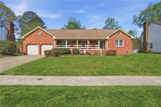 888 Le Cove DR, Virginia Beach, VA 23464