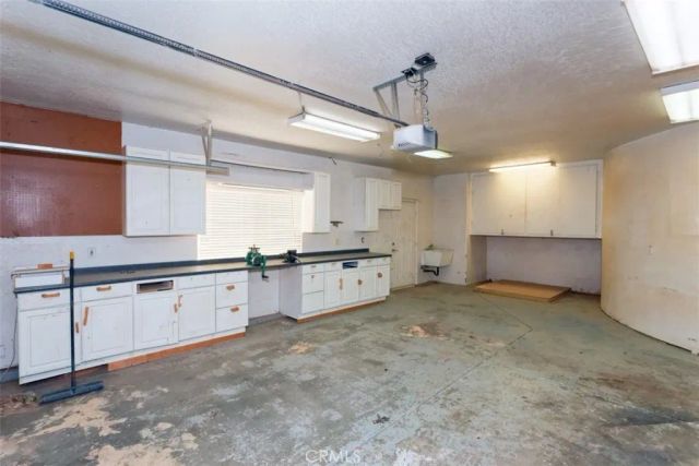 13030 Caspian, Victorville, CA 92395