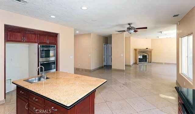 13030 Caspian, Victorville, CA 92395