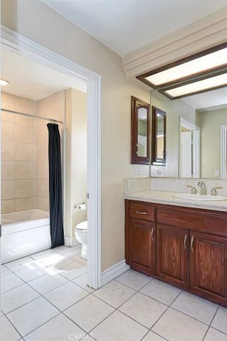 13030 Caspian, Victorville, CA 92395