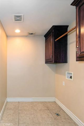 13030 Caspian, Victorville, CA 92395