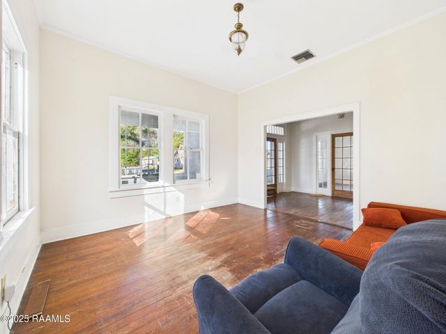 301 S Pierce Street, Lafayette, LA 70501