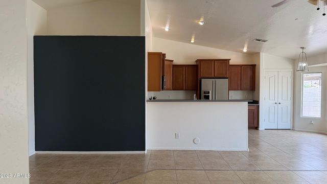 2828 W BOWKER Street, Phoenix, AZ 85041