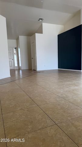 2828 W BOWKER Street, Phoenix, AZ 85041