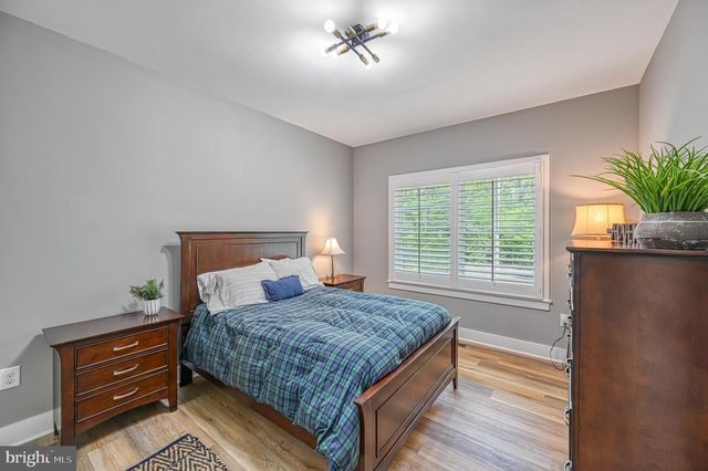 10052 FAIRVIEW RD, Partlow, VA 22534