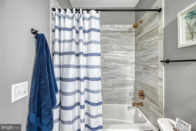 10052 FAIRVIEW RD, Partlow, VA 22534