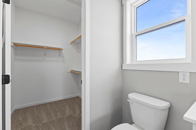 704 7th Avenue NE, Isanti, MN 55040