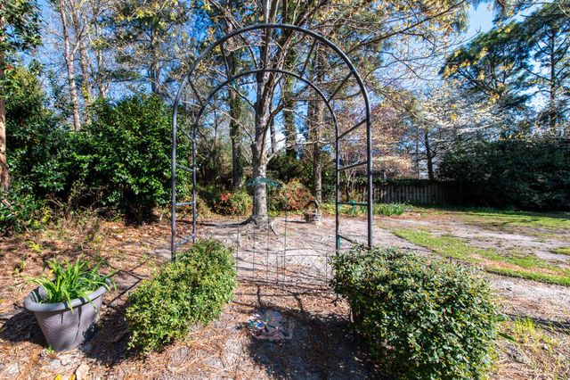 125 Laurel Oak Drive, Aiken, SC 29803