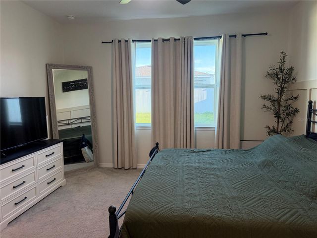 396 HELMSMAN AVENUE, Mascotte, FL 34753