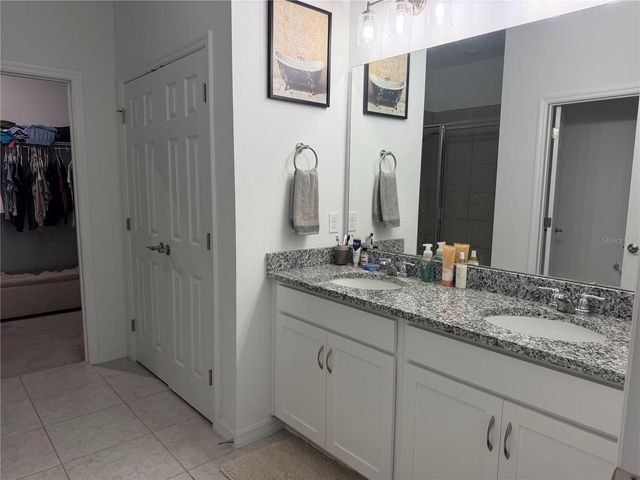 396 HELMSMAN AVENUE, Mascotte, FL 34753