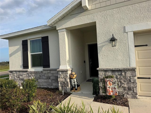396 HELMSMAN AVENUE, Mascotte, FL 34753